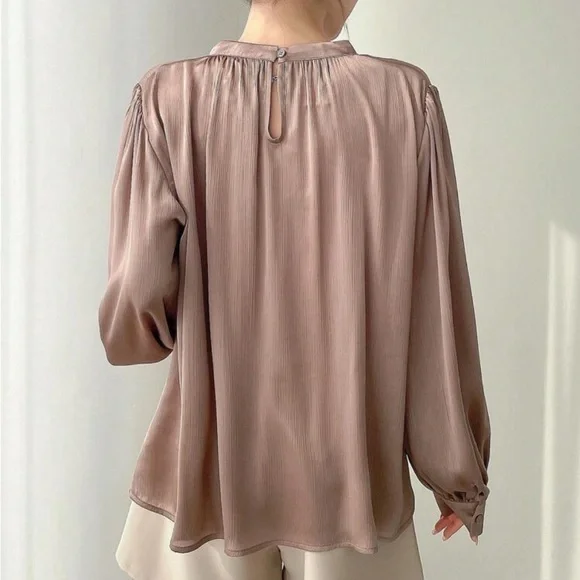 Brown flowy puff sleeve shirt - Picture 4 of 5